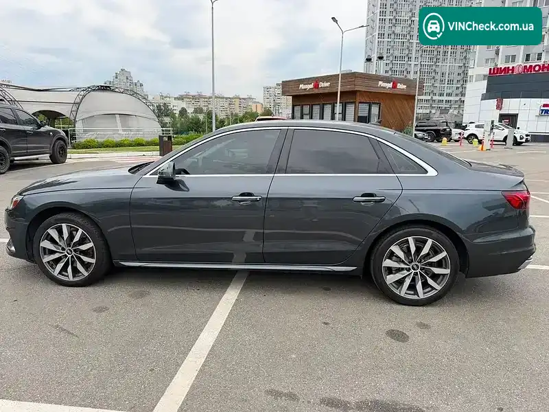 Audi A4 2021, фото з оголошення 2 з 20, VIN WAUBBAF49NA006235