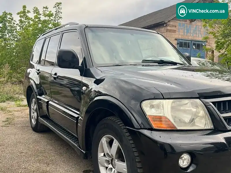 Mitsubishi Pajero Wagon 2004, фото з оголошення 1 з 19, VIN JMALYV78W5J000225