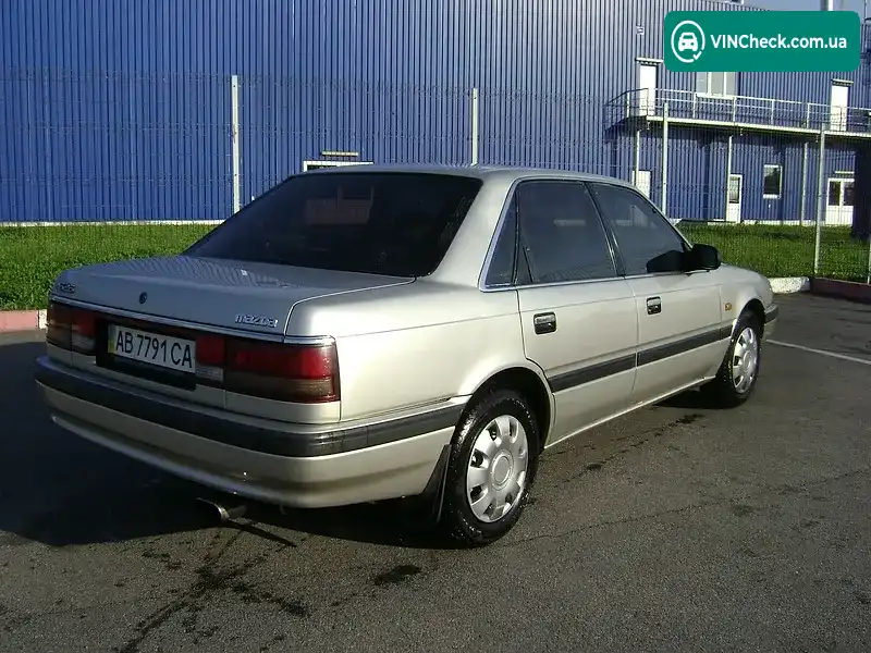 Mazda 626 1989, фото з оголошення 1 з 10, VIN JMZGD12H201276617