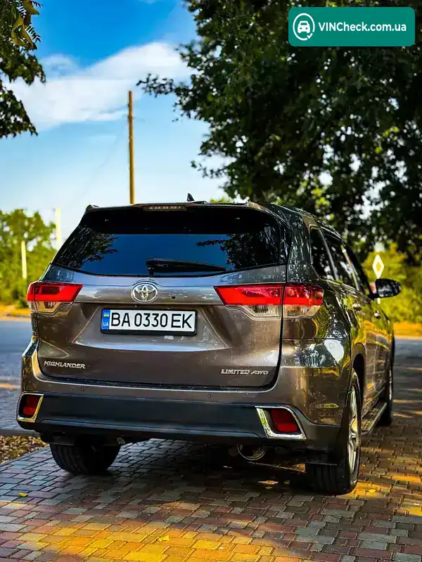 Toyota Highlander 2017, фото з оголошення 2 з 18, VIN 5TDDZRFHXHS423850