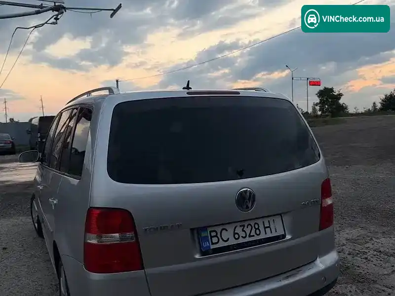 Volkswagen Touran 2005, фото з оголошення 2 з 14, VIN WVGZZZ1TZ6W007035