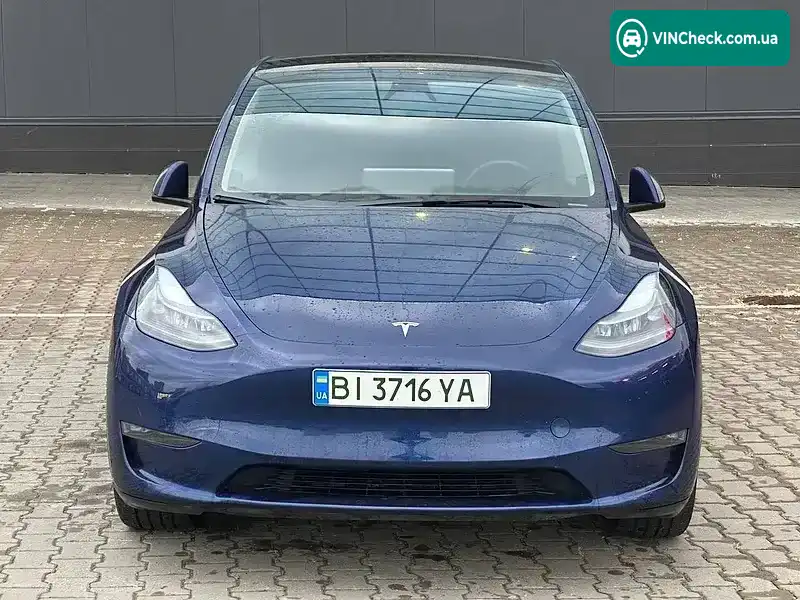Tesla Model Y 2023, фото з оголошення 2 з 10, VIN 7SAYGDEE7PA199568
