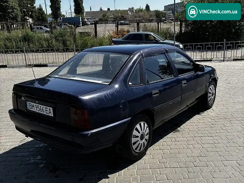 Opel Vectra 1991, фото з оголошення 1 з 12, VIN W0L000087M1109717