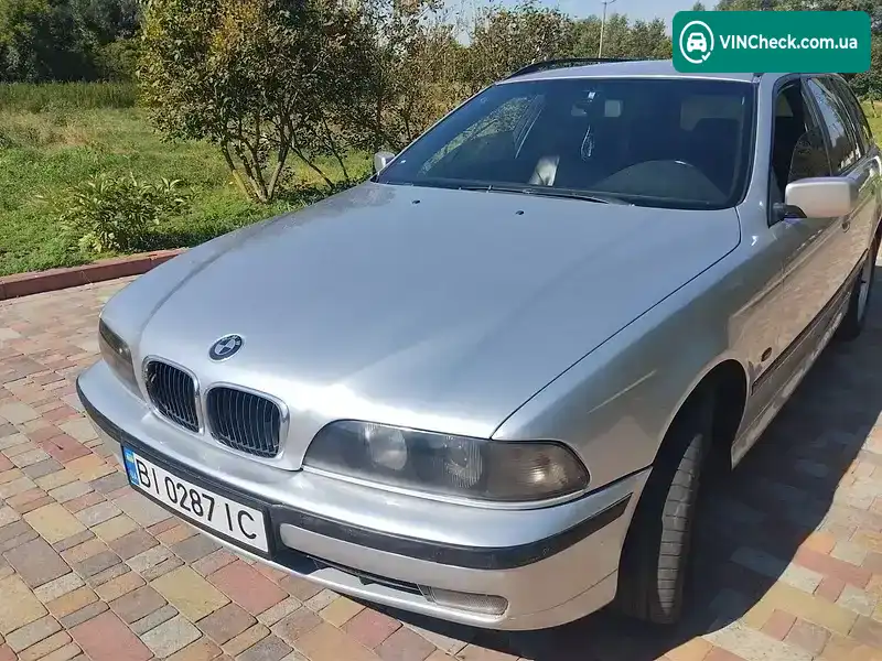 BMW 5 Series 2000, фото з оголошення 1 з 12, VIN WBADA710509277208