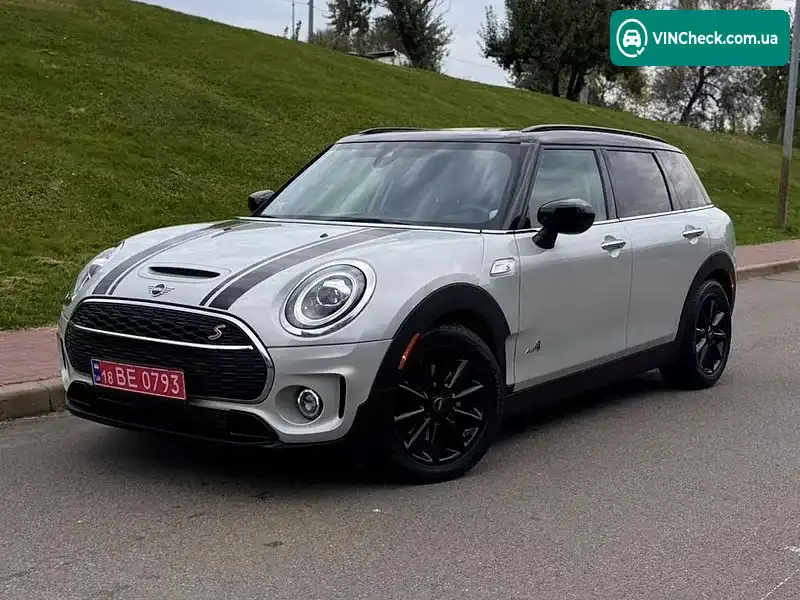 MINI Clubman 2021, фото з оголошення 1 з 20, VIN WMWXJ1C02M2P44266