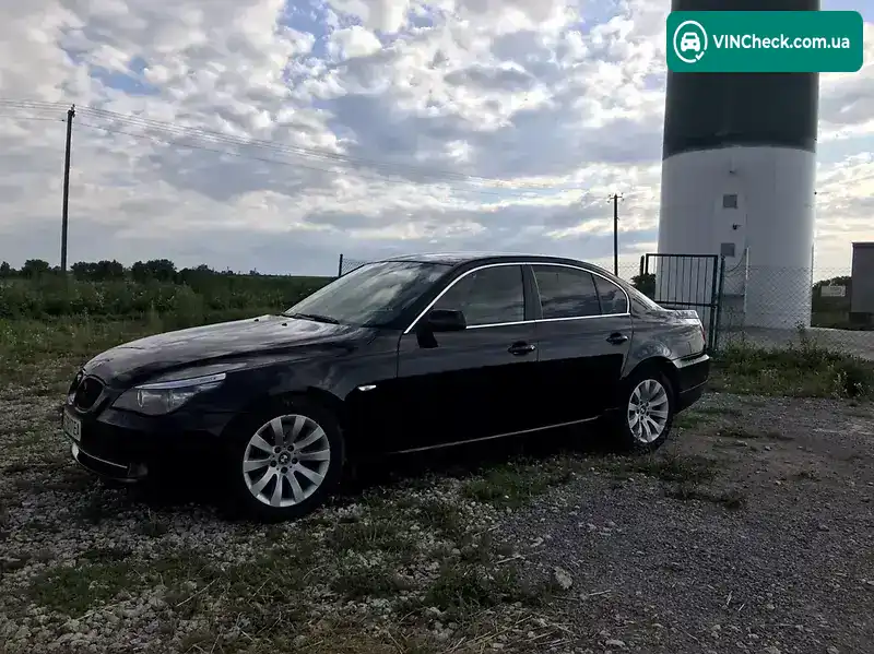 BMW 5 Series 2007, фото з оголошення 2 з 20, VIN WBANX31080CW79268