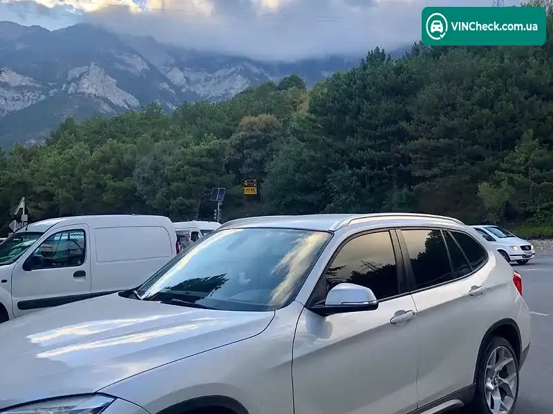 BMW X1 2013, фото з оголошення 2 з 14, VIN WBAVP71060VW26886