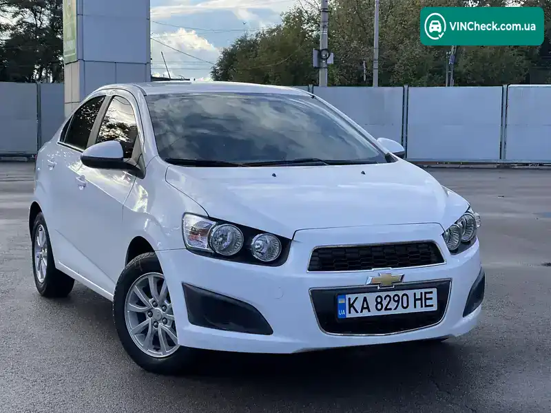 Chevrolet Sonic 2017, фото з оголошення 1 з 20, VIN 1G1JD5SH1H4145943