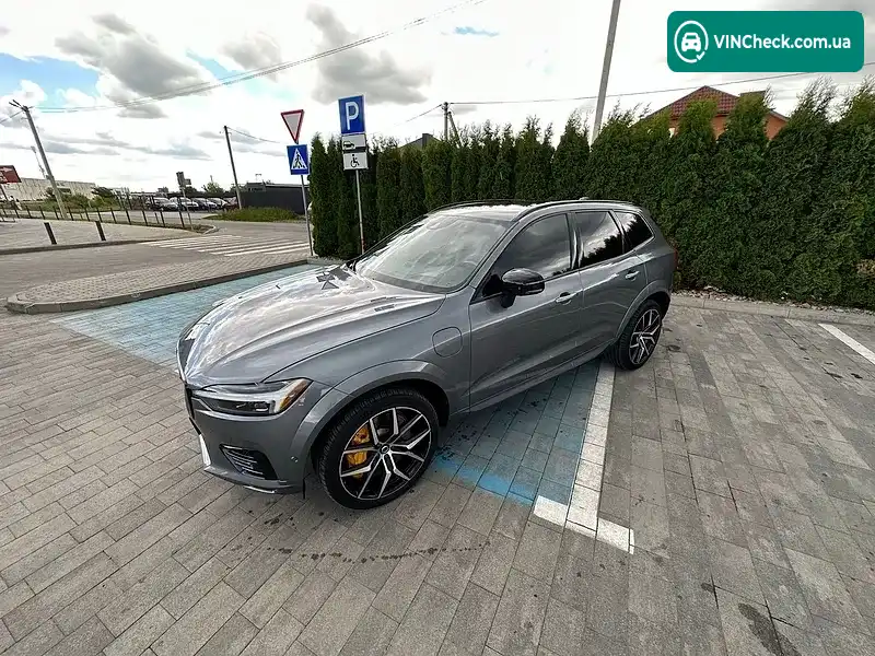 Volvo XC60 2021, фото з оголошення 1 з 20, VIN YV4BK0DP4M1834778