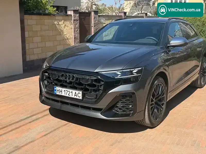 Audi SQ8 2024, фото з оголошення 2 з 21, VIN WAUZZZF19RD013639