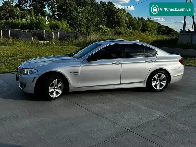 BMW 5 Series 2011, фото з оголошення 1 з 20, VIN WBAXH5C55CDW05461
