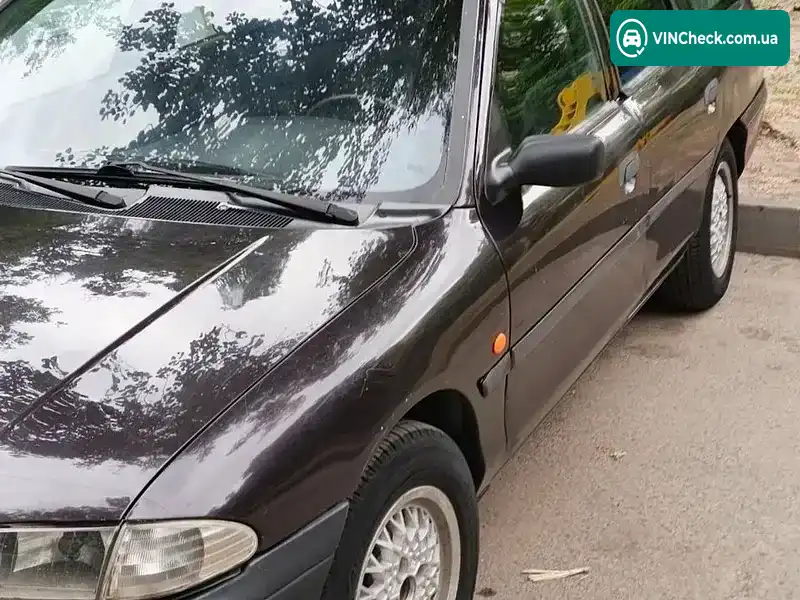 Ford Mondeo 1995, фото з оголошення 2 з 4, VIN WF0NXXGBBNSK09880