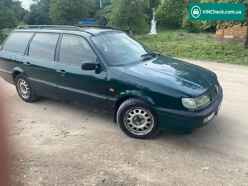 Volkswagen Passat 1994, фото з оголошення 1 з 19, VIN WWWZZZ3AZRE115996