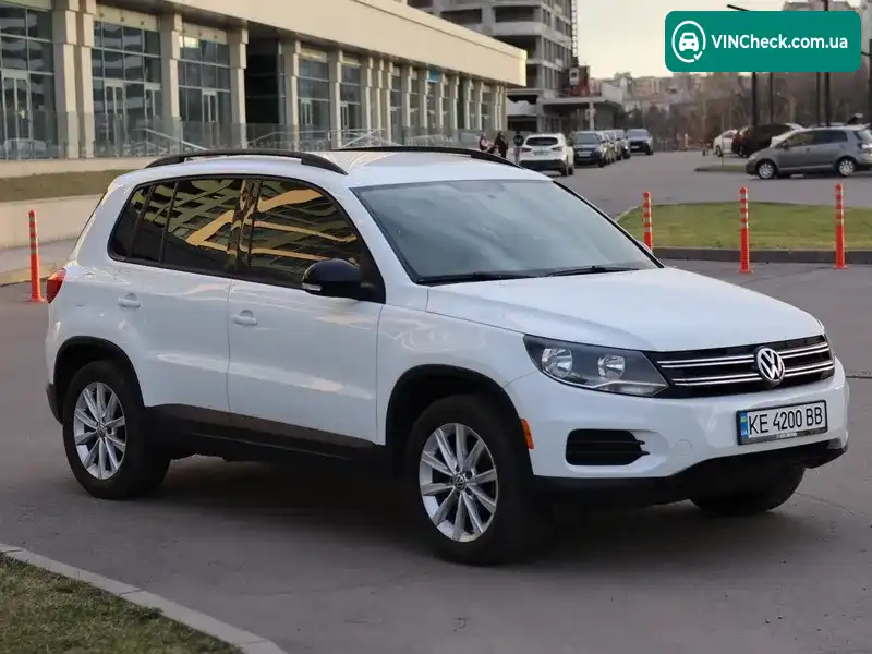 Volkswagen Tiguan 2015, фото з оголошення 2 з 20, VIN WVGAV7AX4FW600144