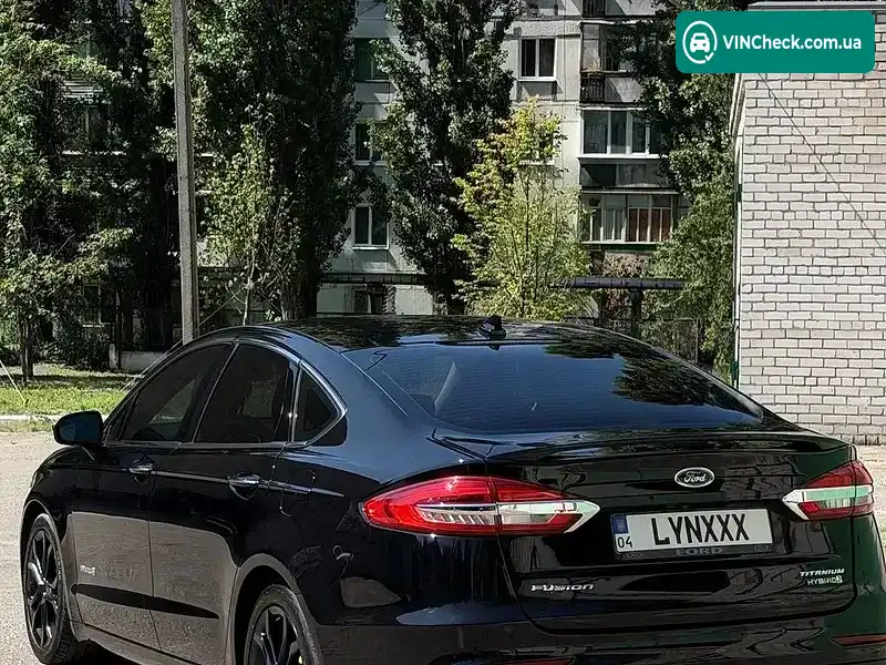 Ford Fusion 2019, фото з оголошення 1 з 20, VIN 3FA6P0RU4KR220939