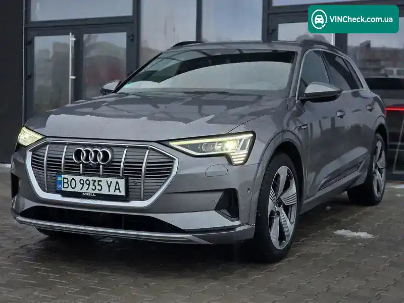 Audi e-tron 2019, фото з оголошення 1 з 21, VIN WAUZZZGE0KB004301