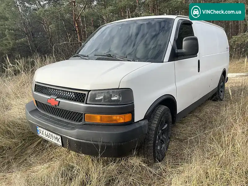Chevrolet Express 2007, фото з оголошення 2 з 10, VIN 1GCFH15T871145934