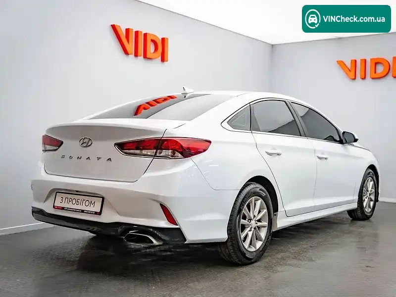 Hyundai Sonata 2018, фото з оголошення 2 з 20, VIN 5NPE24AF7JH703822