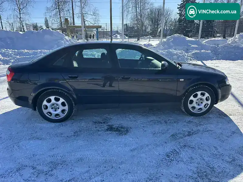 Audi A4 2001, фото з оголошення 2 з 11, VIN WAUZZZ8EX2A064526