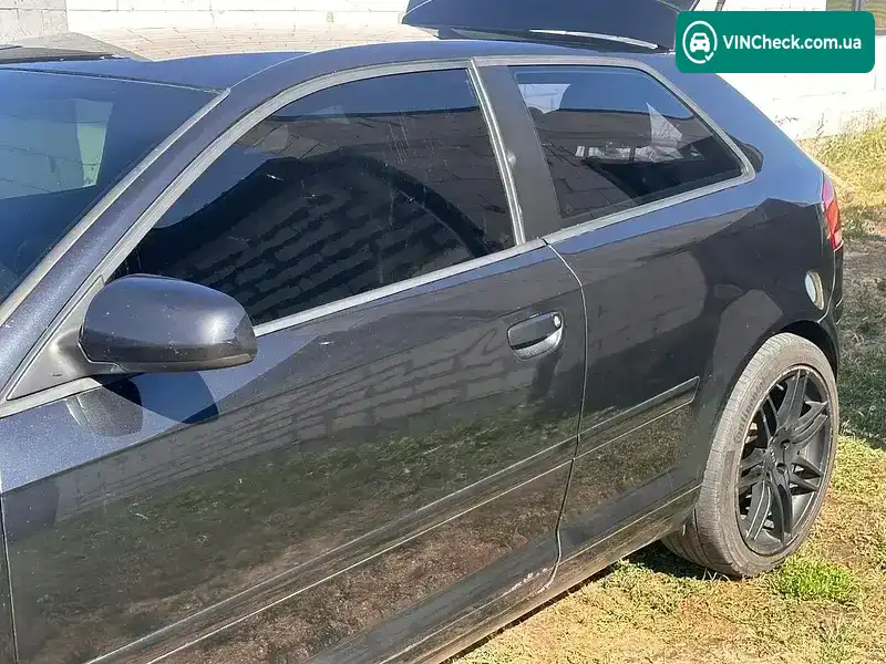 Audi A3 2004, фото з оголошення 2 з 12, VIN WAUZZZ8P45B001566