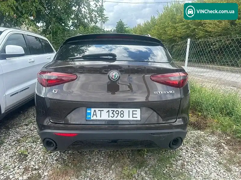 Alfa Romeo Stelvio 2017, фото з оголошення 2 з 15, VIN ZASFAKPNXJ7B80009