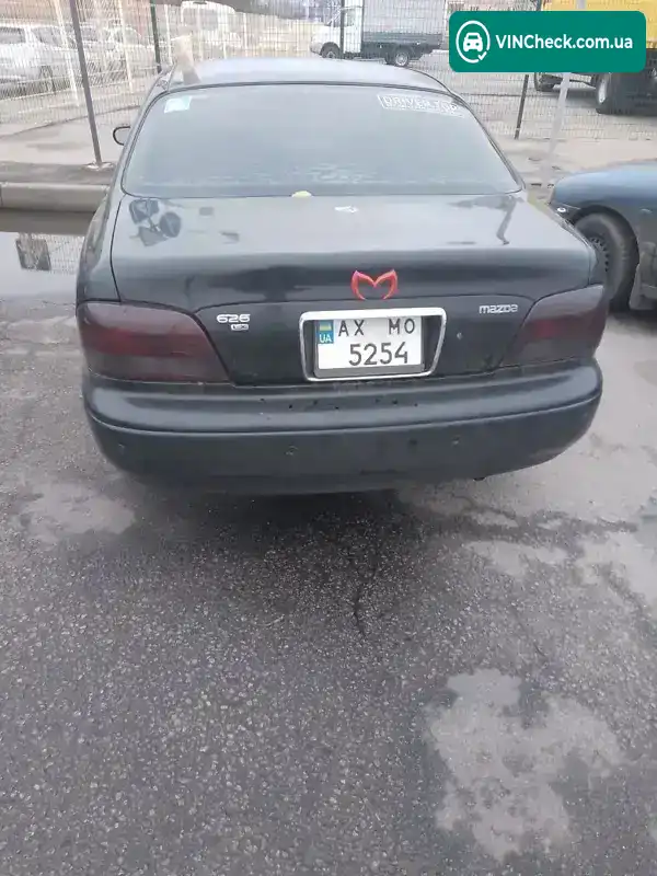Mazda 626 1998, фото з оголошення 2 з 5, VIN 1YVGF22C2W5740896