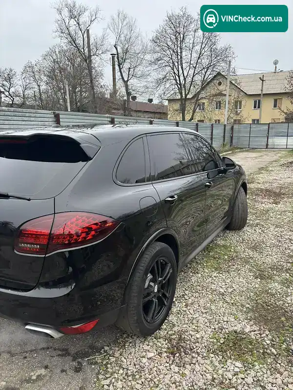 Porsche Cayenne 2012, фото з оголошення 2 з 12, VIN WP1AA2A28CLA07972
