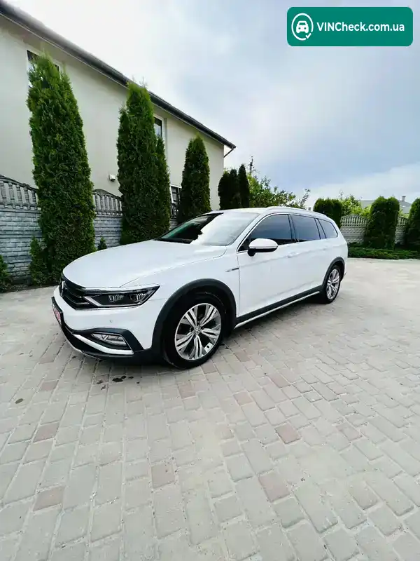 Volkswagen Passat 2019, фото з оголошення 1 з 21, VIN WVWZZZ3CZLE017295