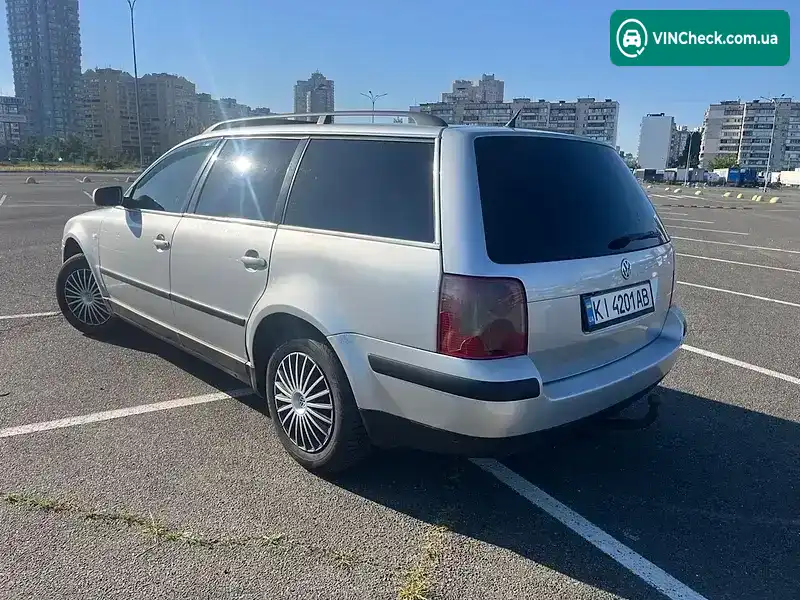 Volkswagen Passat 2002, фото з оголошення 2 з 13, VIN WVWZZZ3BZ3E025919