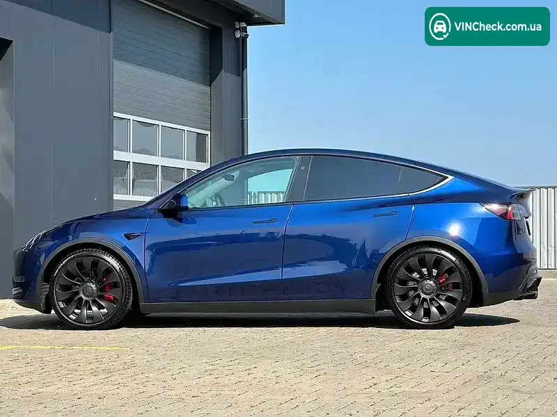 Tesla Model Y 2023, фото з оголошення 1 з 20, VIN 7SAYGDEF7PF967903