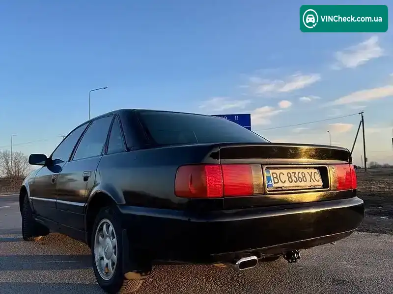 Audi 100 1991, фото з оголошення 2 з 12, VIN WAUZZZ4AZMN063493