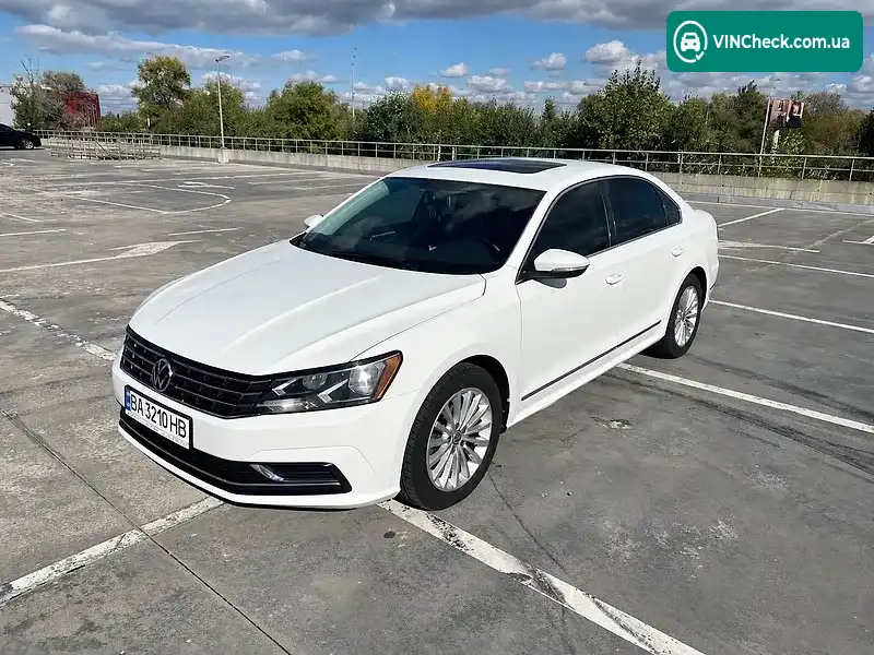 Volkswagen Passat 2016, фото з оголошення 1 з 20, VIN 1VWBS7A31GC037780