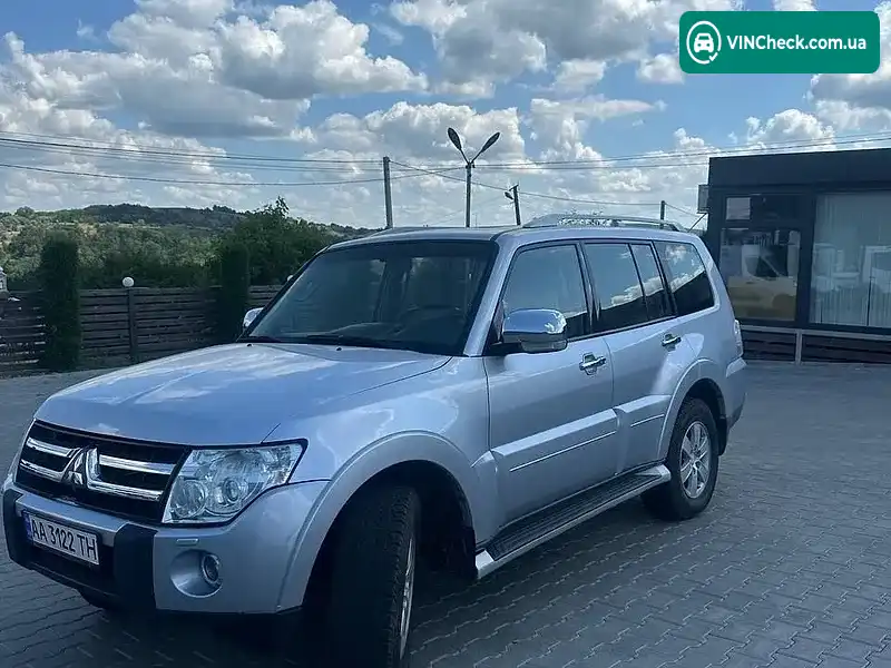 Mitsubishi Pajero 2008, фото з оголошення 2 з 20, VIN JMYLRV93W8J738591