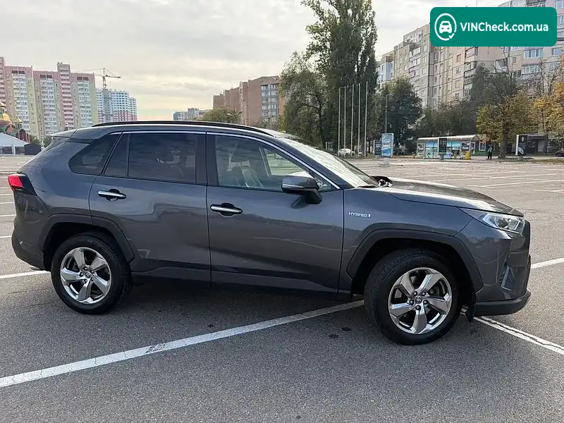 Toyota RAV4 2021, фото з оголошення 2 з 20, VIN JTMDW3FV70D102103
