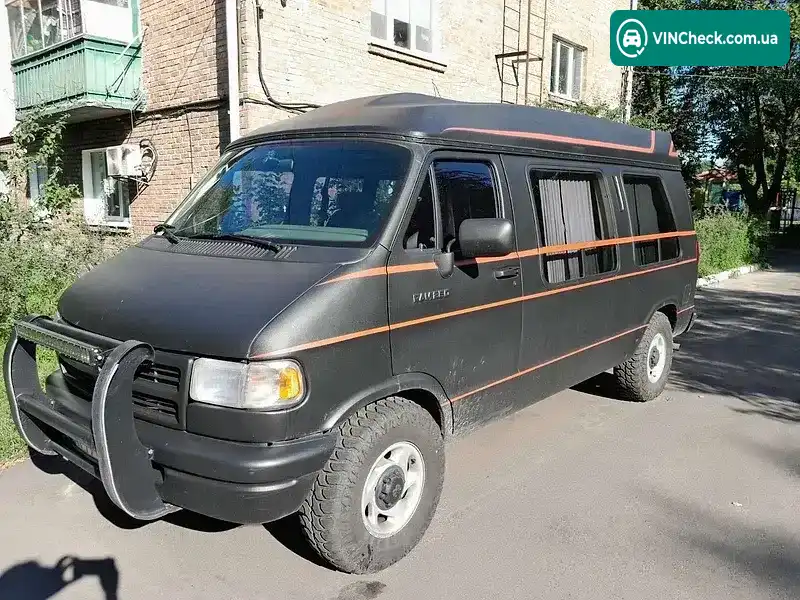 Dodge Ram Van 1993, фото з оголошення 2 з 19, VIN 2B6HB21Y6RK558299