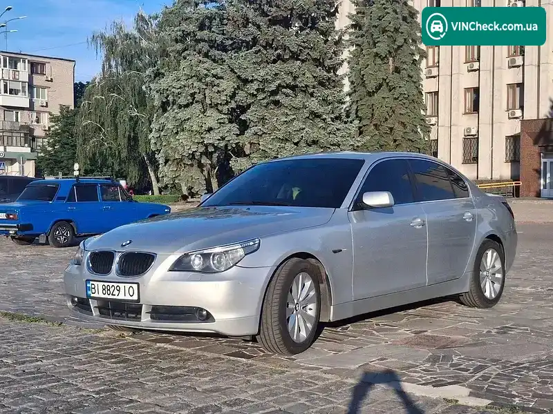 BMW 5 Series 2004, фото з оголошення 2 з 21, VIN WBANA31010B018365