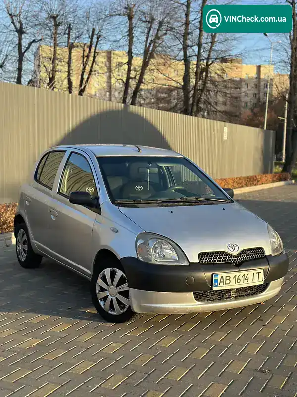 Toyota Yaris 2003, фото з оголошення 1 з 9, VIN VNKKV12380A182331