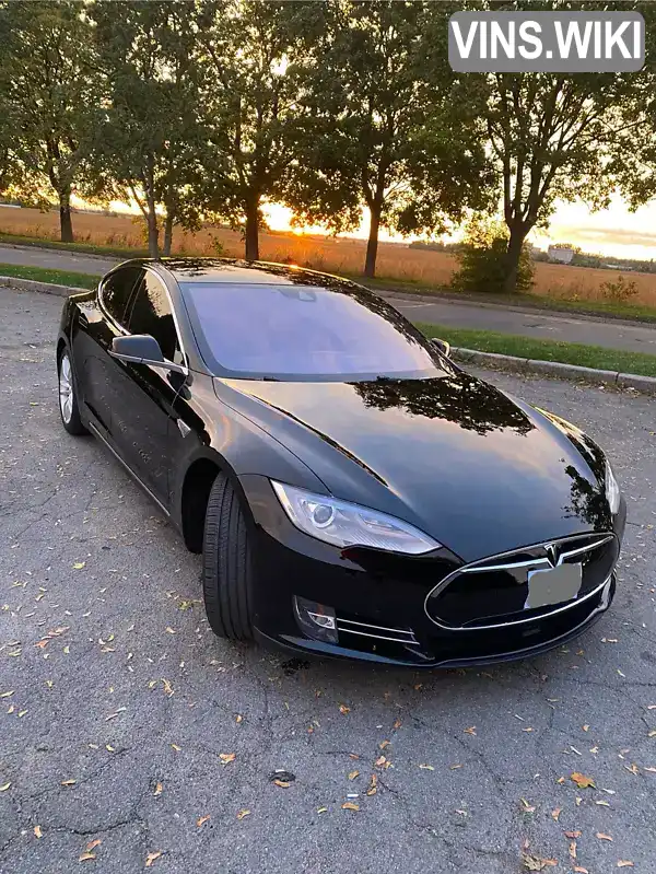 Tesla Model S 2015, фото з оголошення 1 з 21, VIN 5YJSA1E27FF105344
