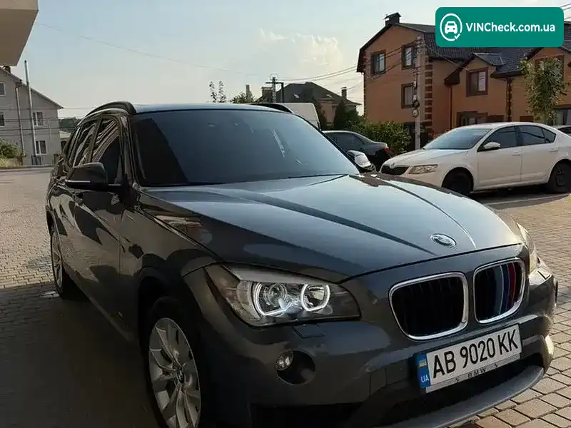 BMW X1 2013, фото з оголошення 1 з 20, VIN WBAVL1C52EVR94703