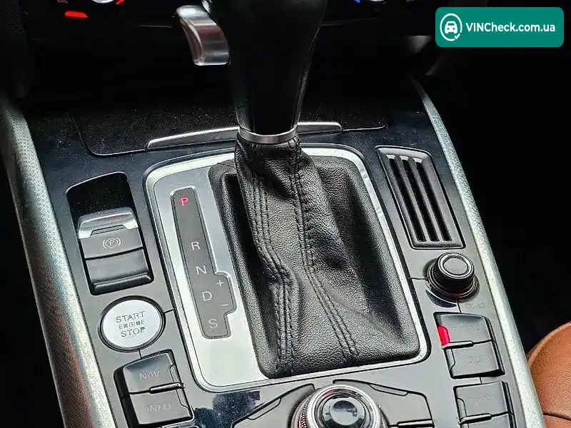 Audi A5 2011, фото з оголошення 2 з 13, VIN WAUVFAFRXBA067909