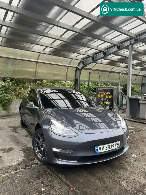 Tesla Model 3 2019, фото з оголошення 1 з 19, VIN 5YJ3E1EB4KF432769