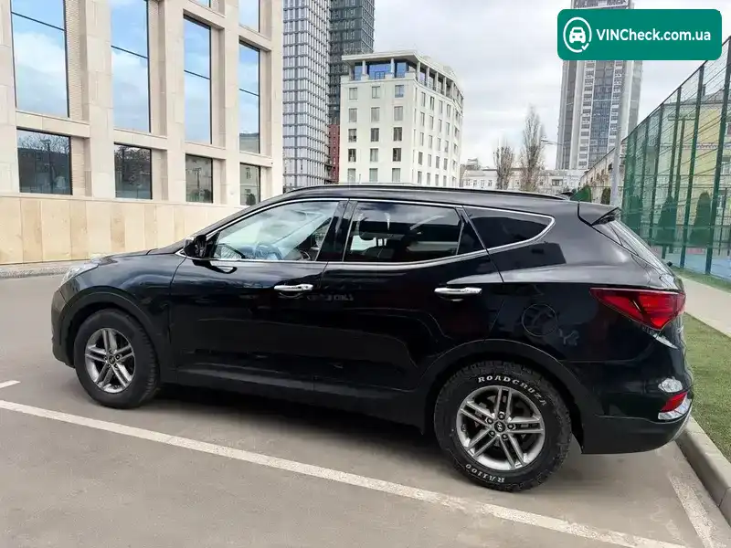 Hyundai Santa FE 2018, фото з оголошення 2 з 10, VIN 5NMZUDLBXJH097905
