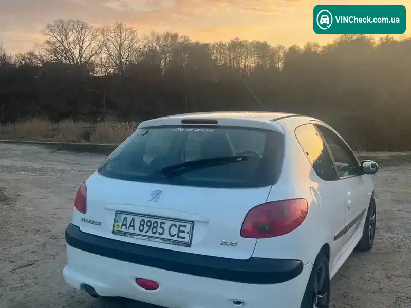 Peugeot 206 2004, фото з оголошення 1 з 10, VIN VF32CKFWF43743670