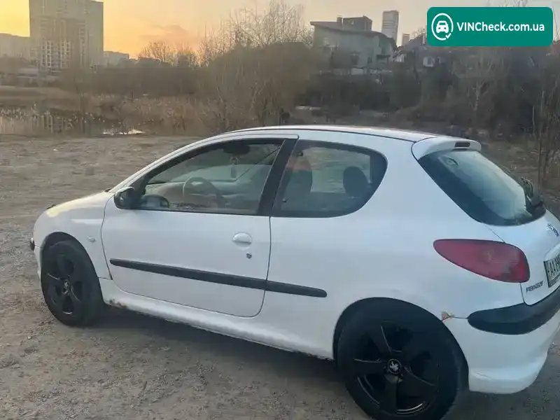 Peugeot 206 2004, фото з оголошення 2 з 10, VIN VF32CKFWF43743670