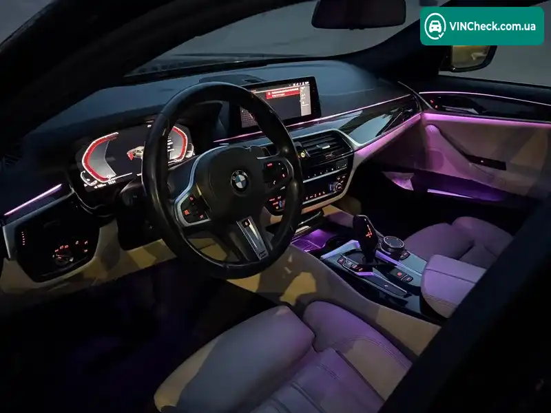 BMW 5 Series 2019, фото з оголошення 2 з 20, VIN WBAJR3C00LCD04374