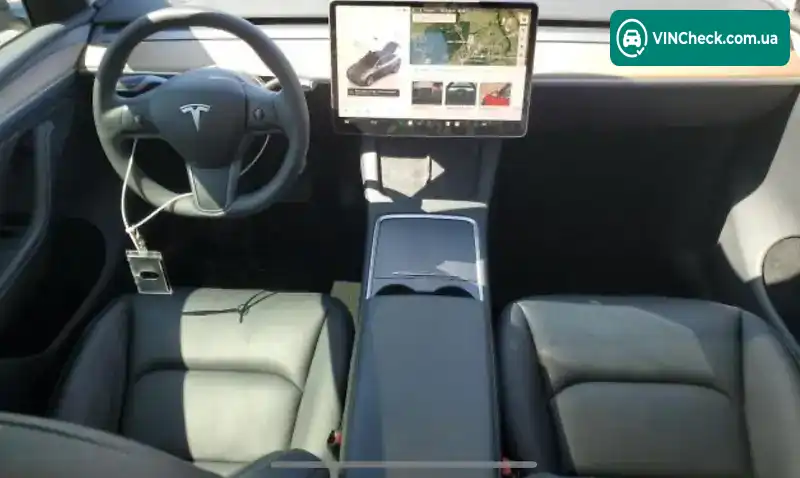 Tesla Model Y 2023, фото з оголошення 1 з 3, VIN 7SAYGDEE5PF660902