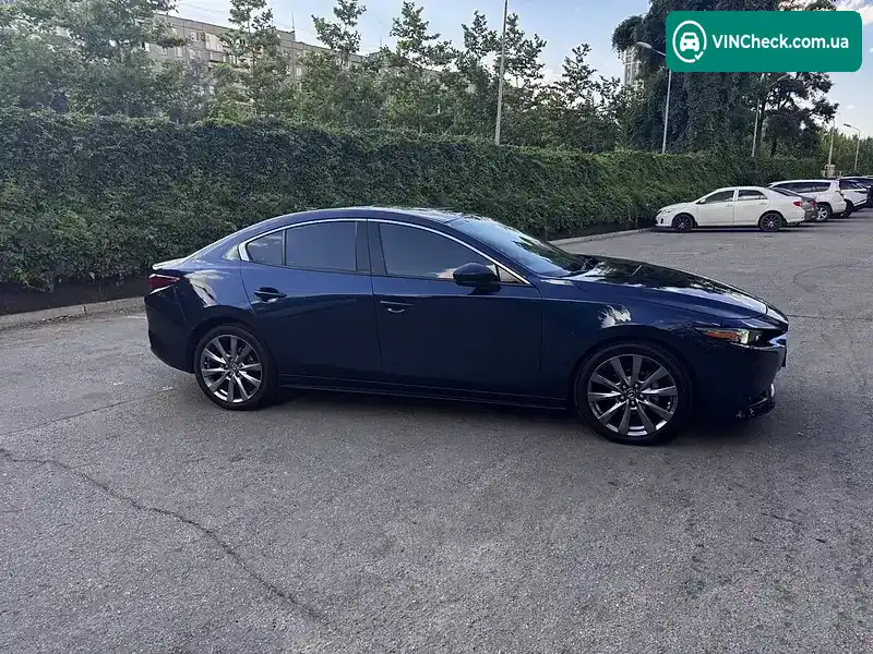 Mazda 3 2022, фото з оголошення 2 з 17, VIN 3MZBPADL5NM317191