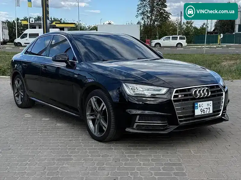 Audi A4 2017, фото з оголошення 2 з 20, VIN WAULMAF43JA048571