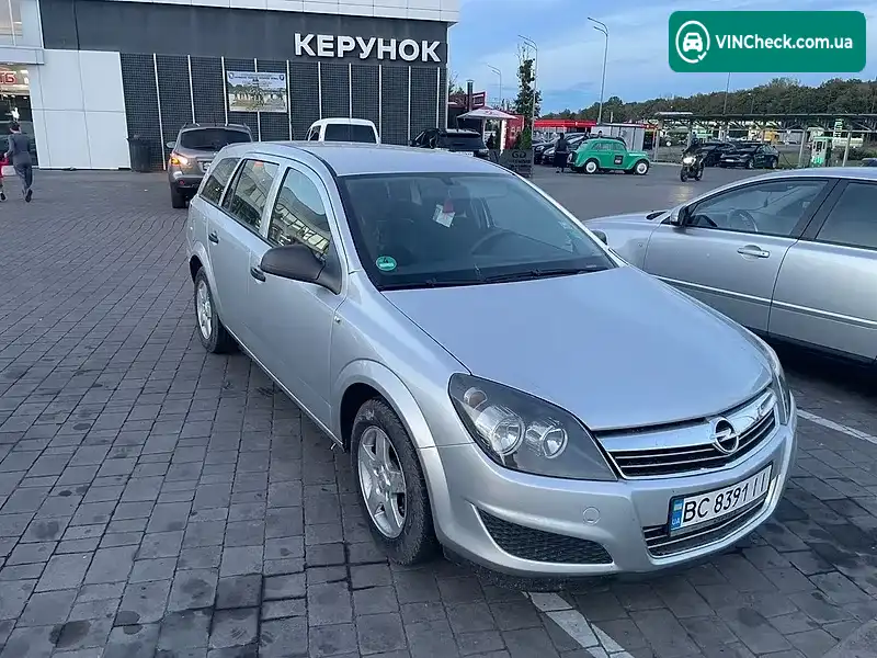 Opel Astra 2009, фото з оголошення 2 з 17, VIN W0L0AHL35A2021575