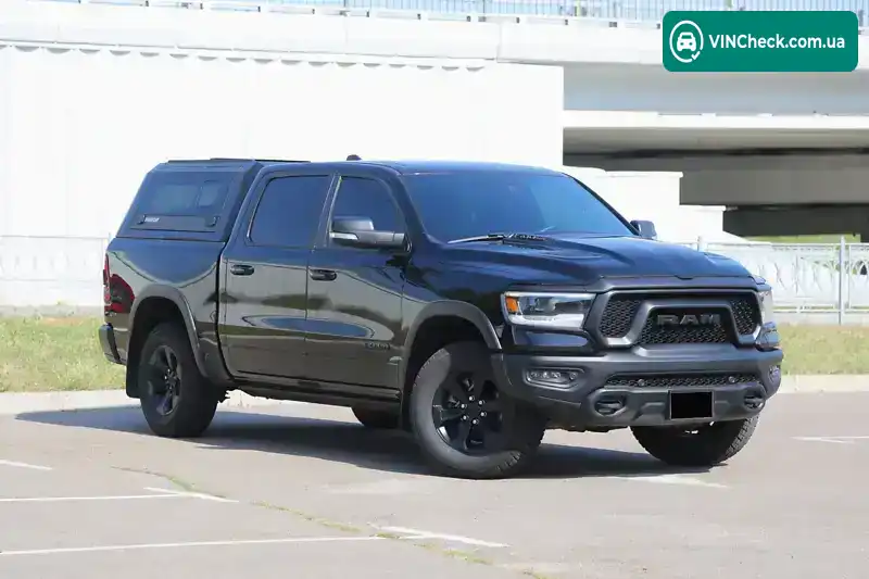 Ram 1500 2023, фото з оголошення 1 з 21, VIN 1C6SRFLTXNN137956